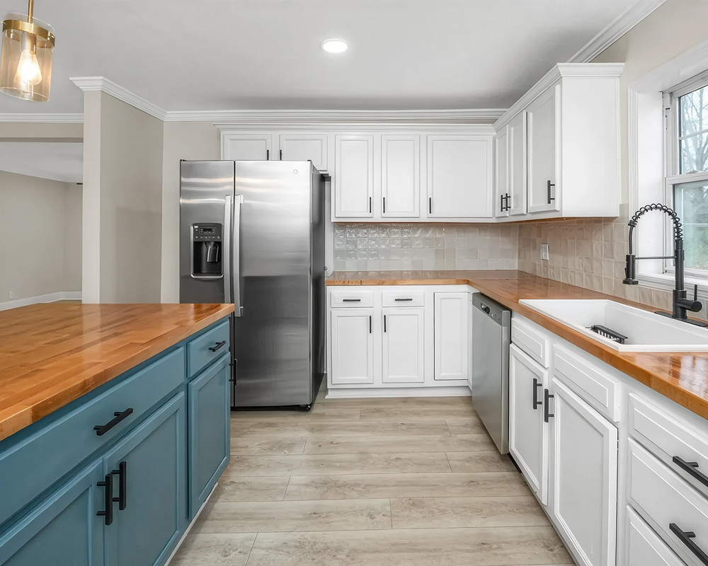 Project Hillside Dr - Maria Moods Studio